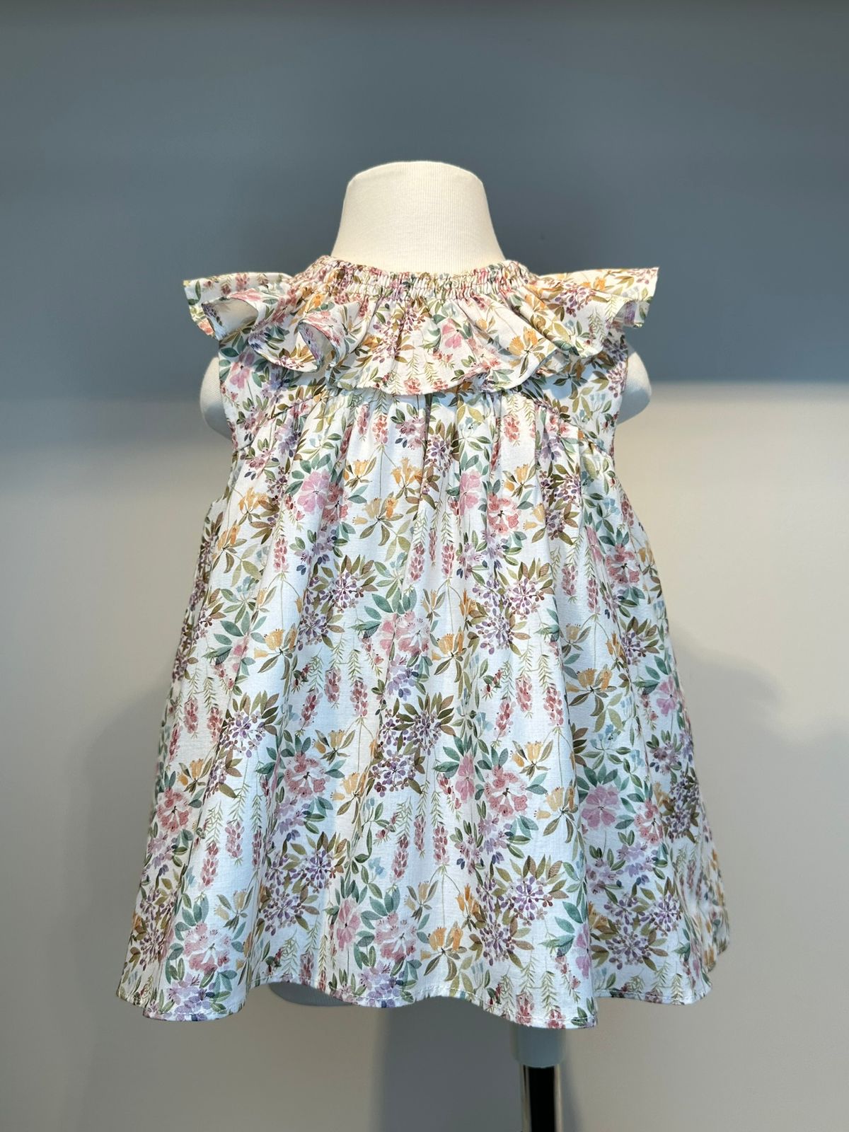 Vestido Jesusin blanco flores