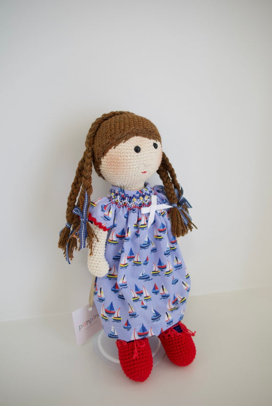 Muñequita tejida - floral tonos azules